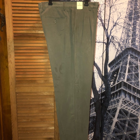 Tommy Bahama Men’s Dress Slacks - Picture 5 of 9